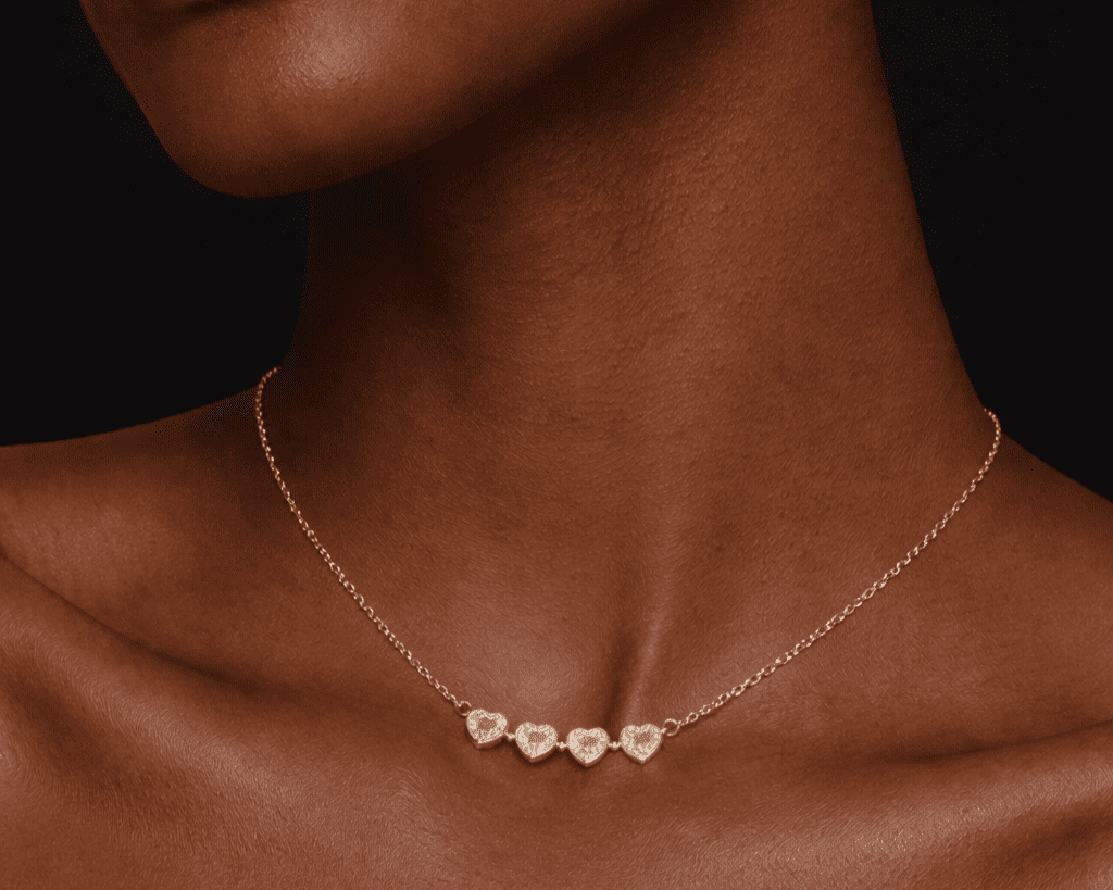 Colar Coração de Trevo em Aço Titânio com Zircônia