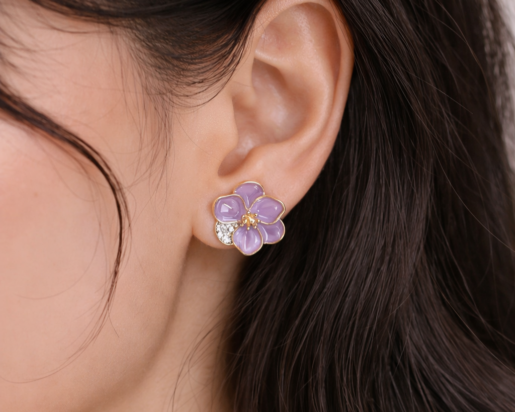 Brinco de Flor Camélia Roxo - Esmalte com Banho de Ouro - Image 2