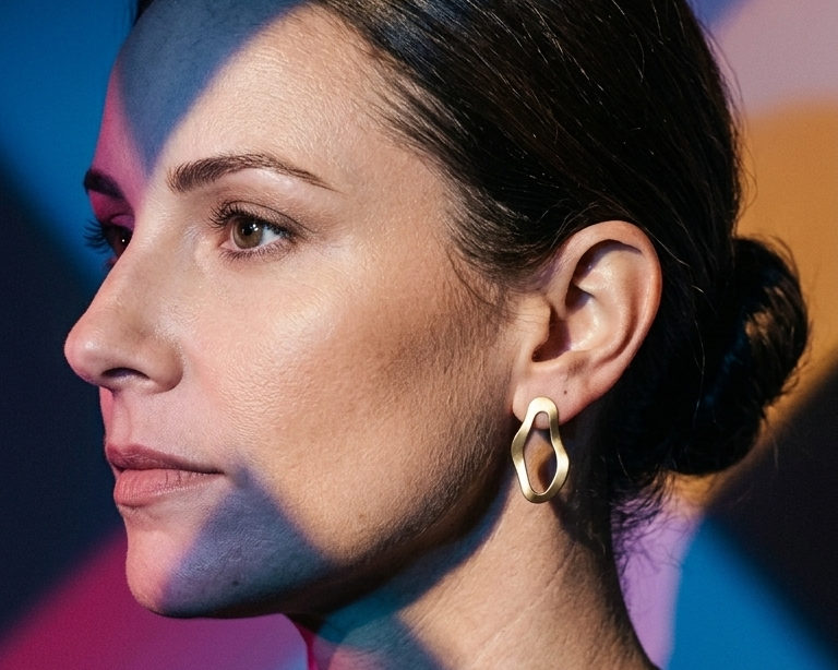 Brinco Bea FIFOUR – Banho de Ouro 18k - Image 2